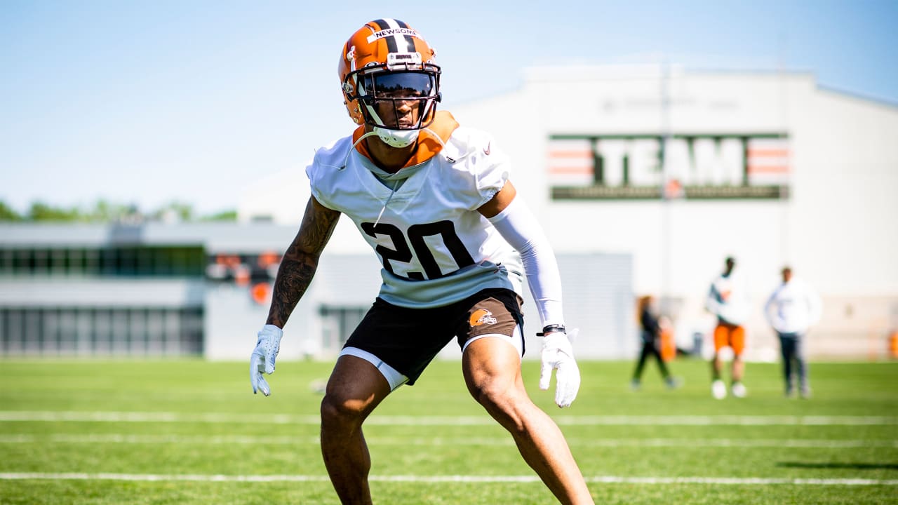 Denzel Ward Praises Rookie CB Greg Newsome II's Consistency