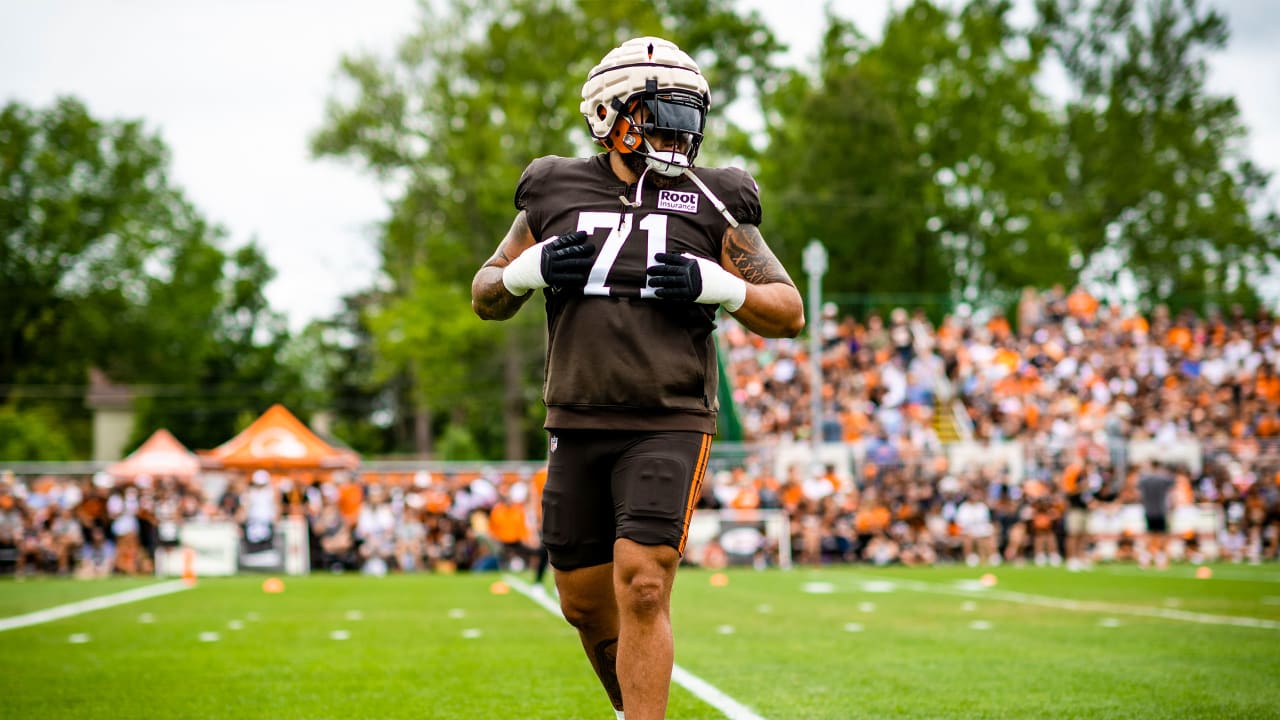 Jedrick Wills Jr. is the best option at left tackle for the Browns in 2023