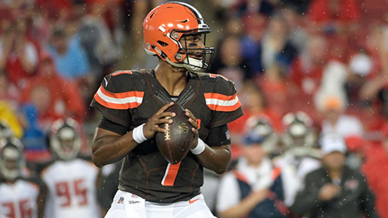 Browns rookie DeShone Kizer looking ready in camp competition