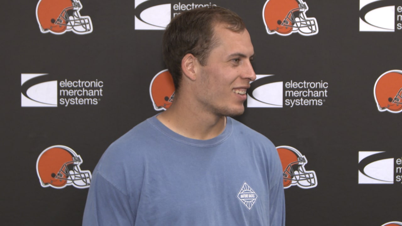 Cleveland Browns: Joe Schobert would “love” a new deal with the Browns -  Dawgs By Nature