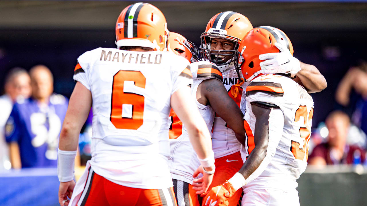 Mayfield and Chubb combine to carry Browns past Ravens 40-25