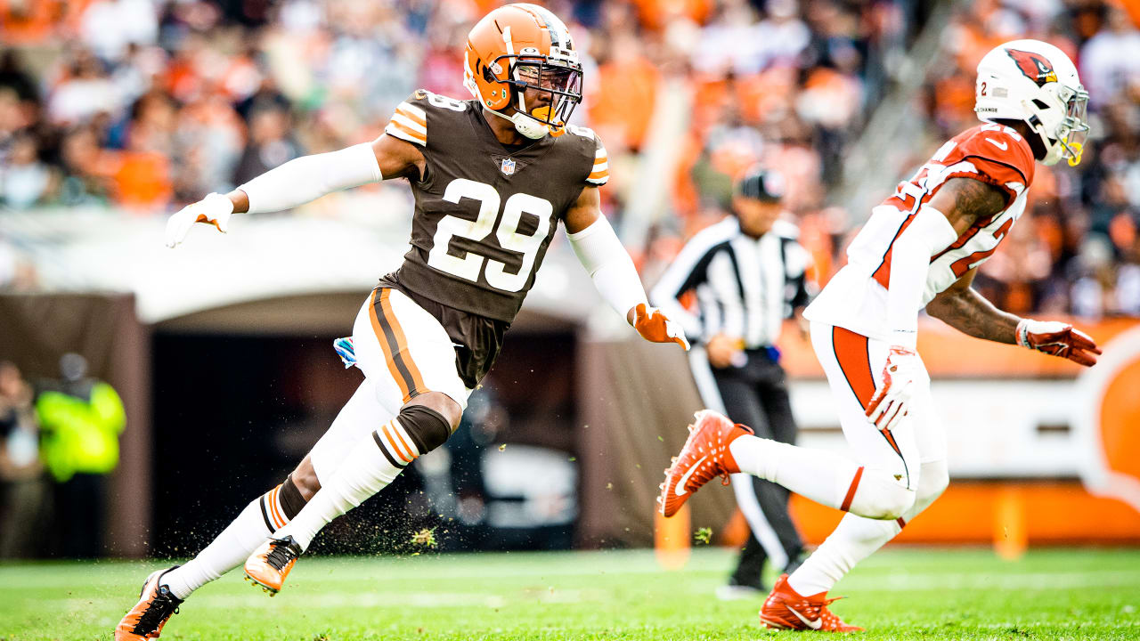 Browns sign CB Herb Miller to active roster, designate C Nick Harris for return - Vimarsana News