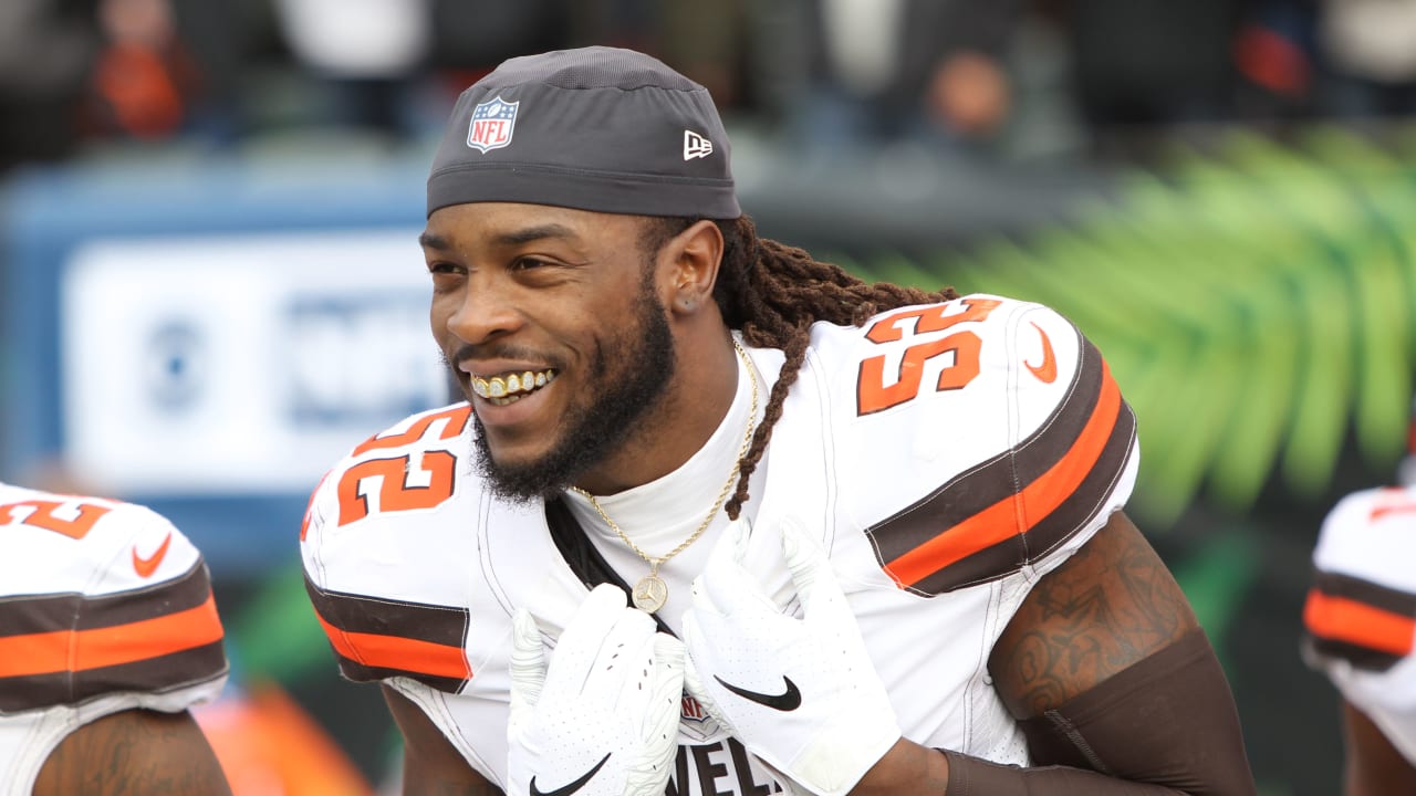 Browns resign RayRay Armstrong