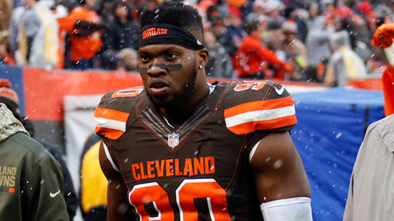 Browns notebook: Defensive end Emmanuel Ogbah done for season with broken  right foot