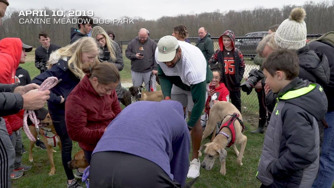 Myles Garrett and Gohan the puppy, meet the Dawg Pound