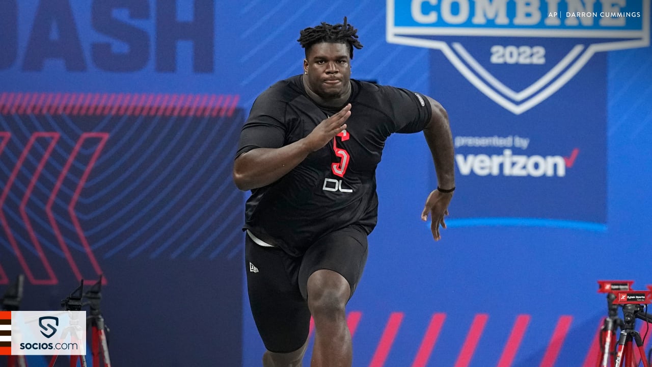 7 prospects moving up draft boards after NFL Combine week