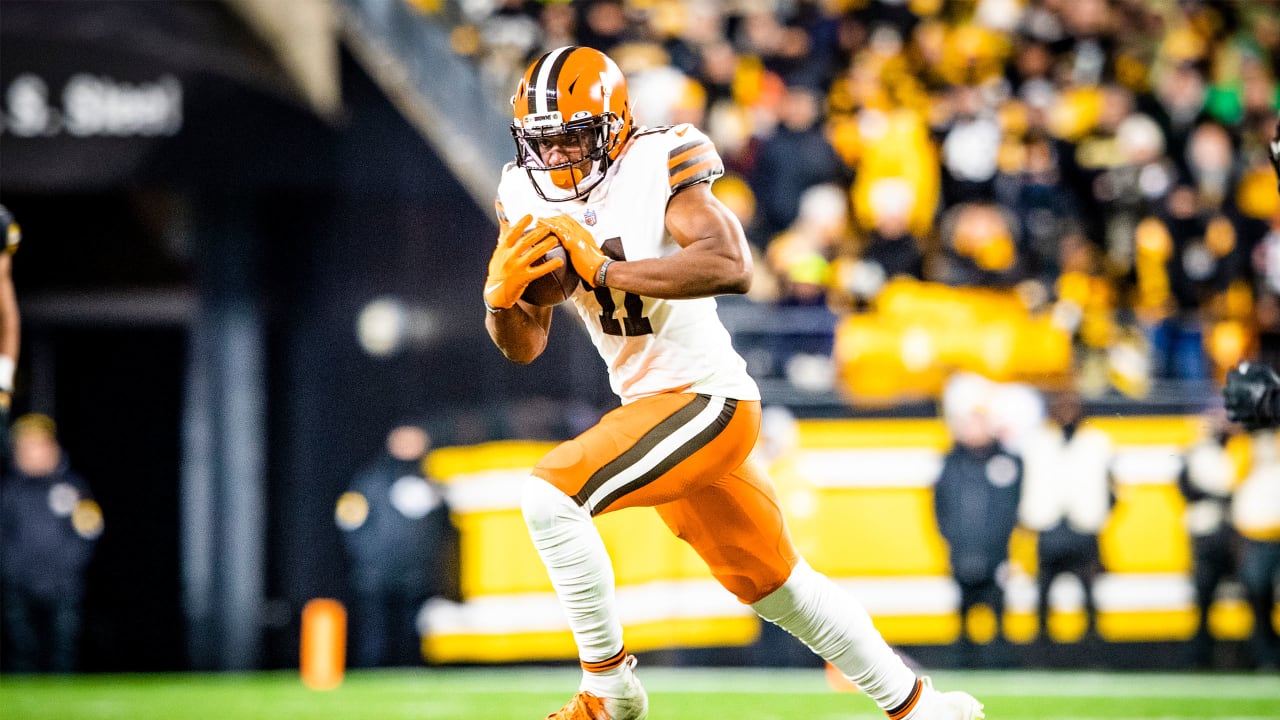 Doug Dieken signs off as Browns radio color man in win over Bengals