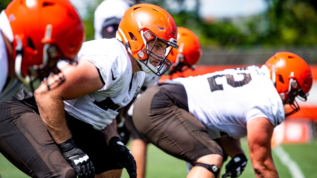 Drew Forbes getting comfortable on the interior of the line: Browns quick  hits 