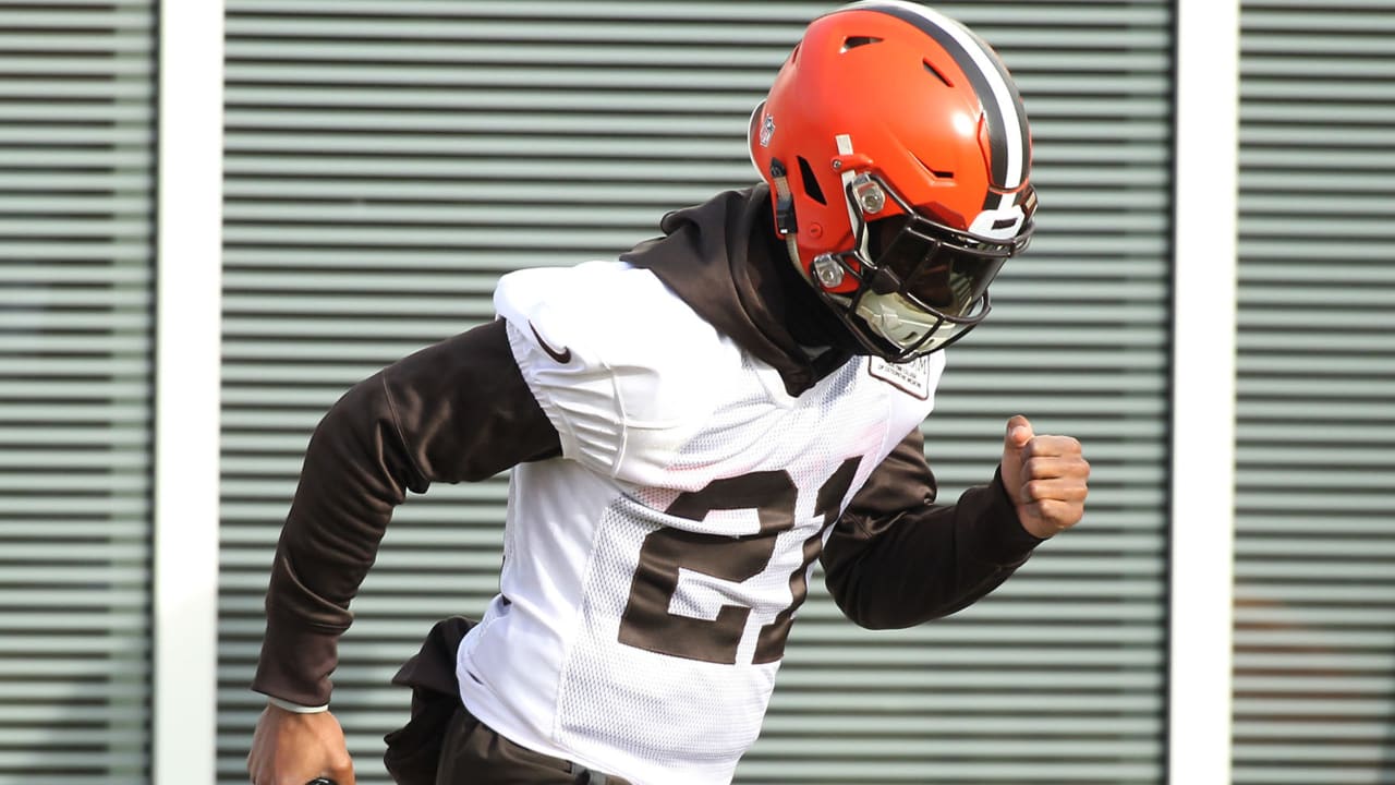 Browns: Denzel Ward returns to practice; on pace to play vs. Bengals