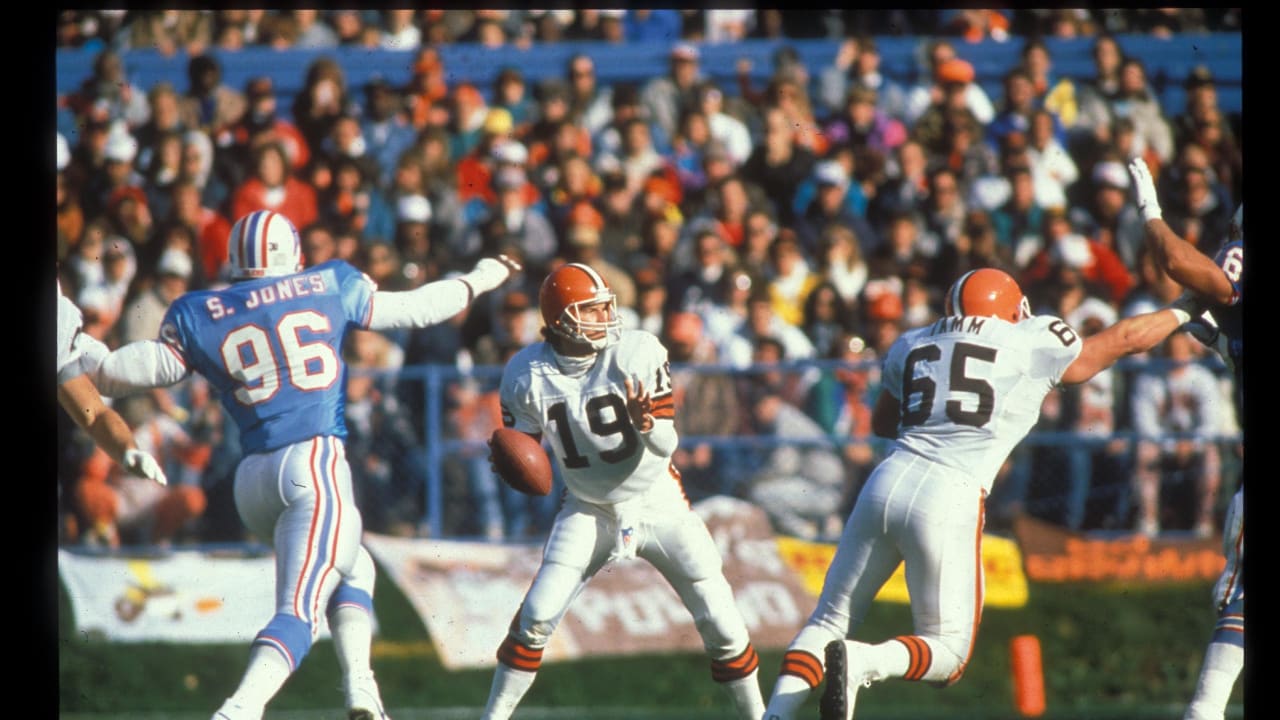 Bernie Kosar editorial stock photo. Image of kosar, browns - 74873653