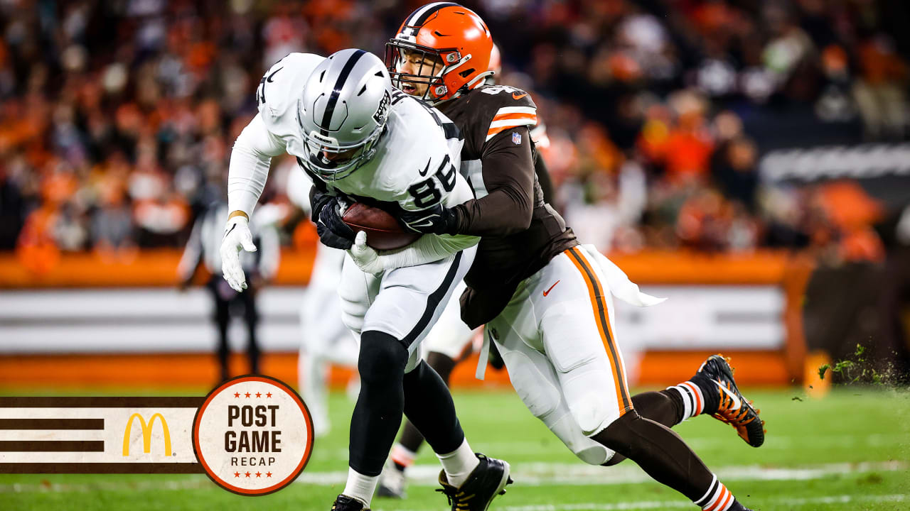 Resilient Browns fall to Raiders on last-second field goal