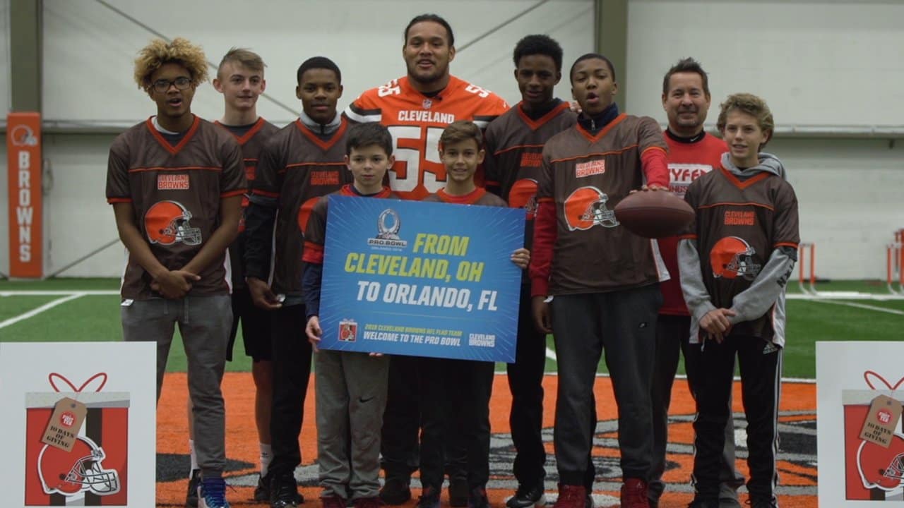 Cleveland Browns Donate New Xenith Helmets to the Lou Groza Titans Youth  Football Program