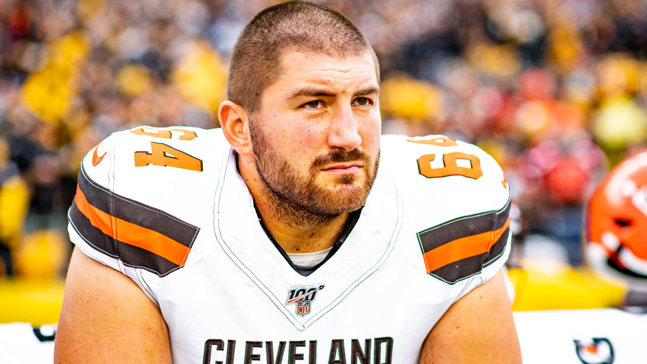 Cleveland Browns release JC Tretter