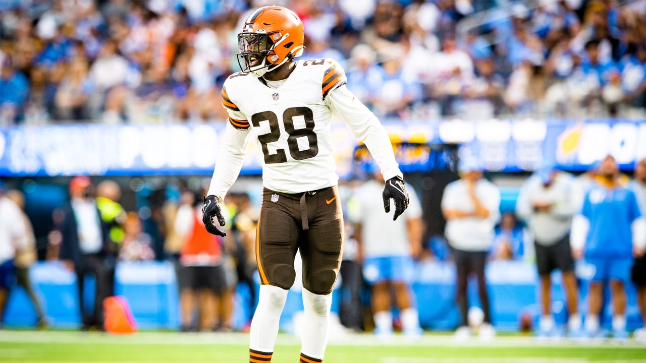 Cleveland Browns Jeremiah Owusukoramoah 6 Greg Editorial Stock