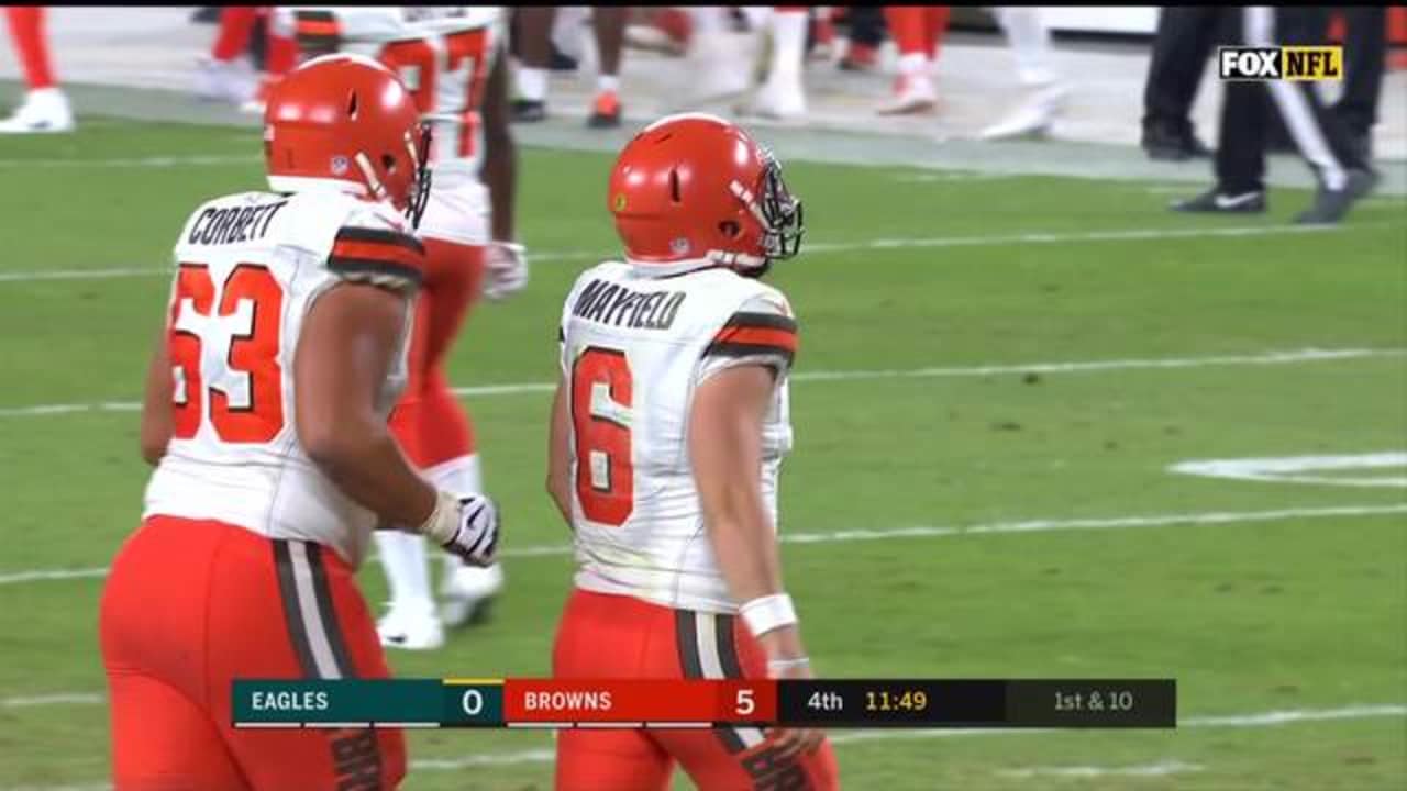 Jarvis Landry unleashes wicked spin move on first play