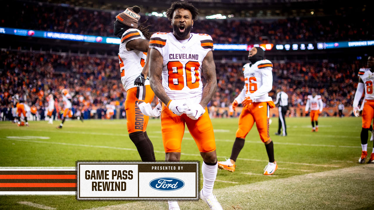 Game Pass Rewind: In a stunner, Peyton Hillis runs all over Patriots in  dominant win