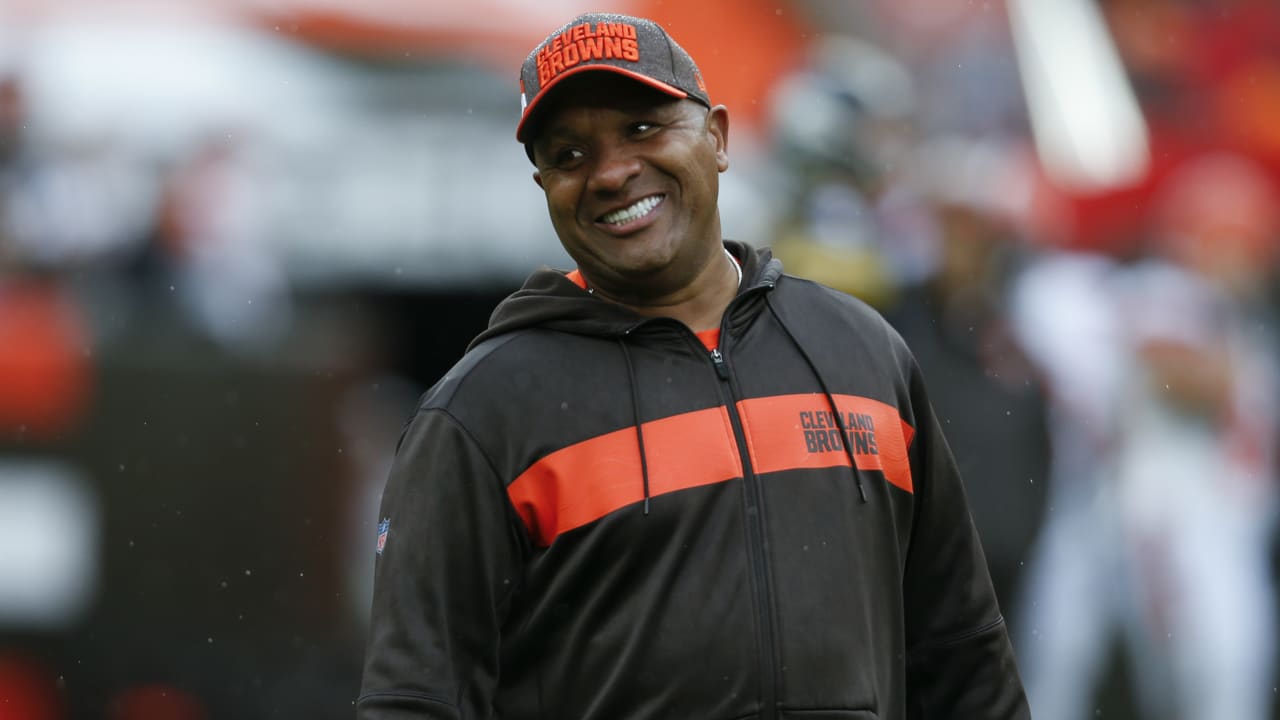 Cleveland head coach Hue Jackson has history with Raiders, Jon Gruden