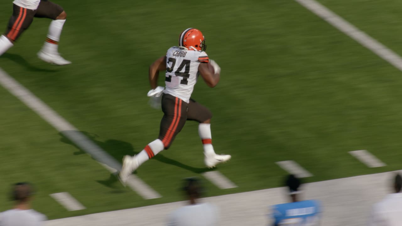 Watch Nick Chubb dash for a 70-yard touchdown run against the Bengals 