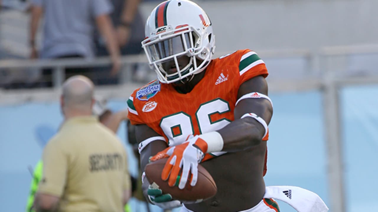 David Njoku’s TE coach at Miami believes his ‘best football has yet to ...