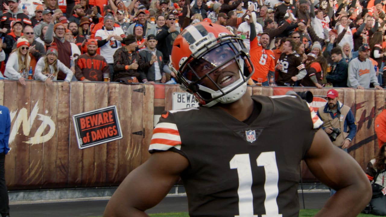 Browns Surprise Denzel Ward With Emotional Tribute