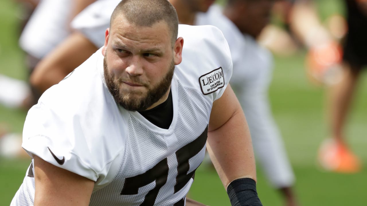 Browns OL Joel Bitonio Press Conference - 9/3