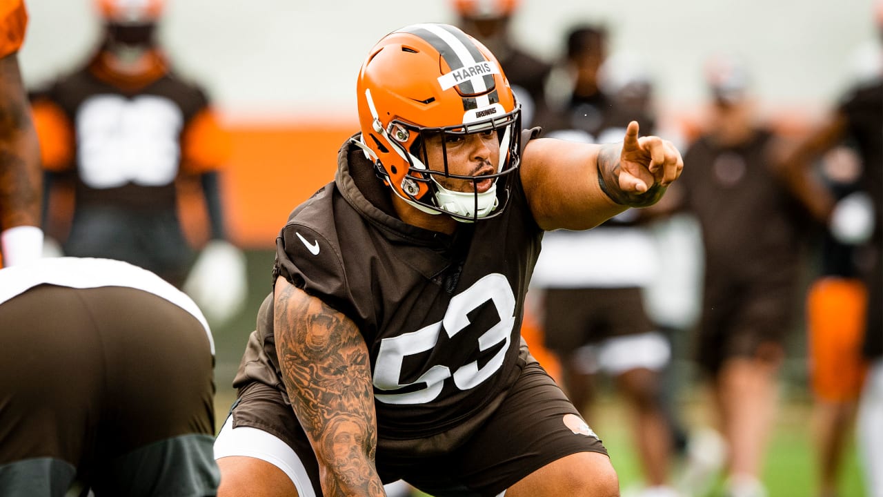 Browns starting center Nick Harris likely out for 2022 season