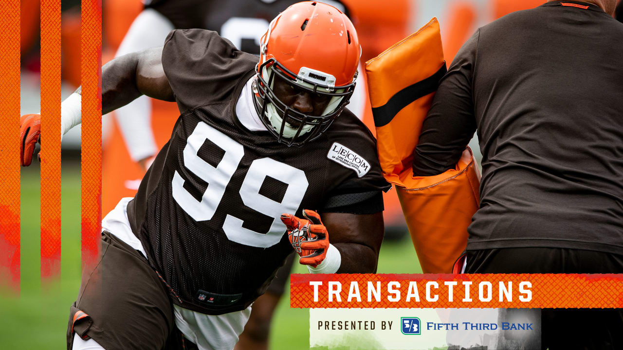 Browns release DT Devaroe Lawrence