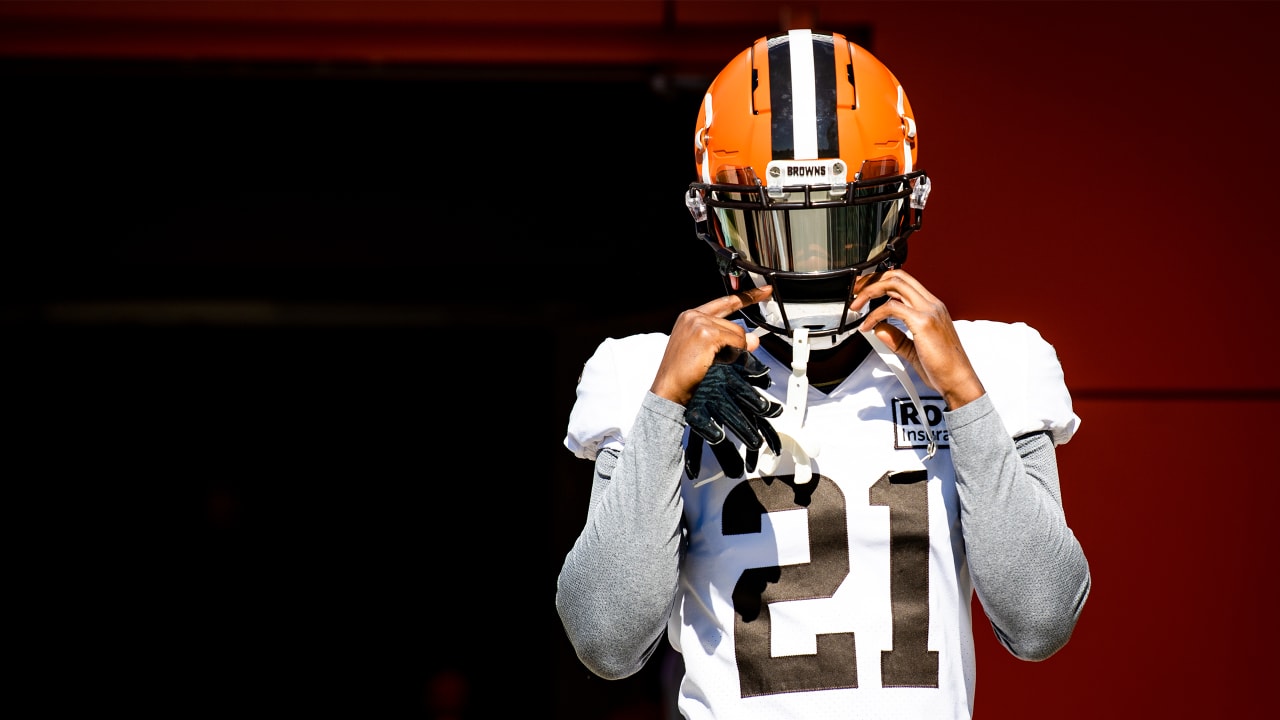 Browns top cornerback Denzel Ward still in concussion protocol