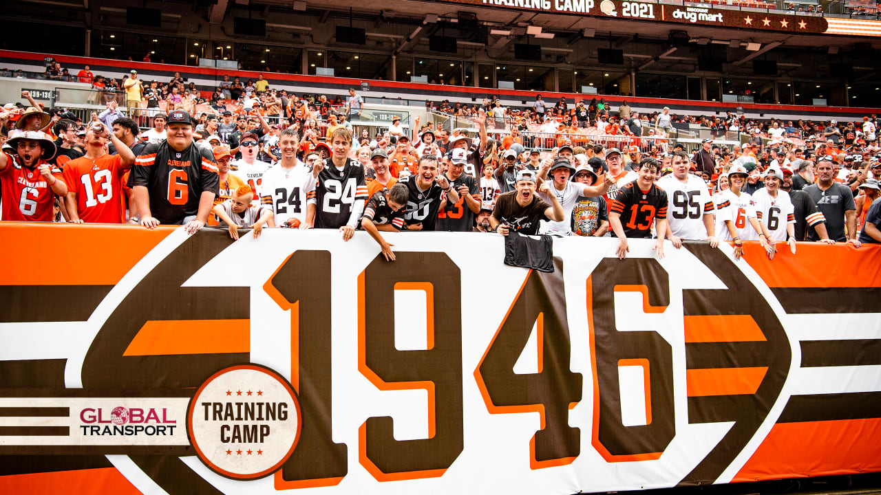 Kevin Stefanski wants Browns fans in seats for kickoff, Myles Garrett's  feats of strength and more of what we learned on Friday 