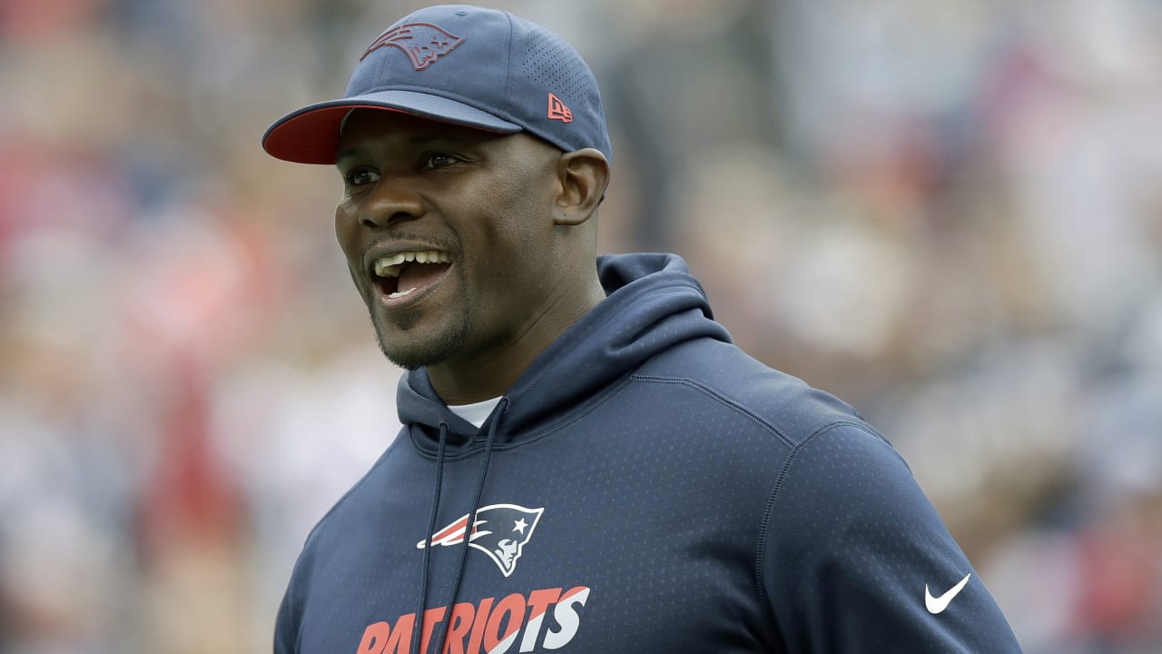 Browns interview Patriots linebackers coach Brian Flores for head coach
