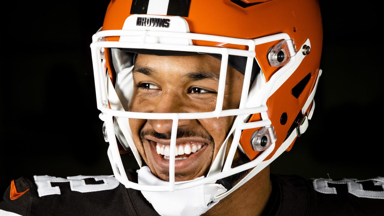 Browns reveal alternate white helmets #fyp #reels #clevelandbrowns #cl