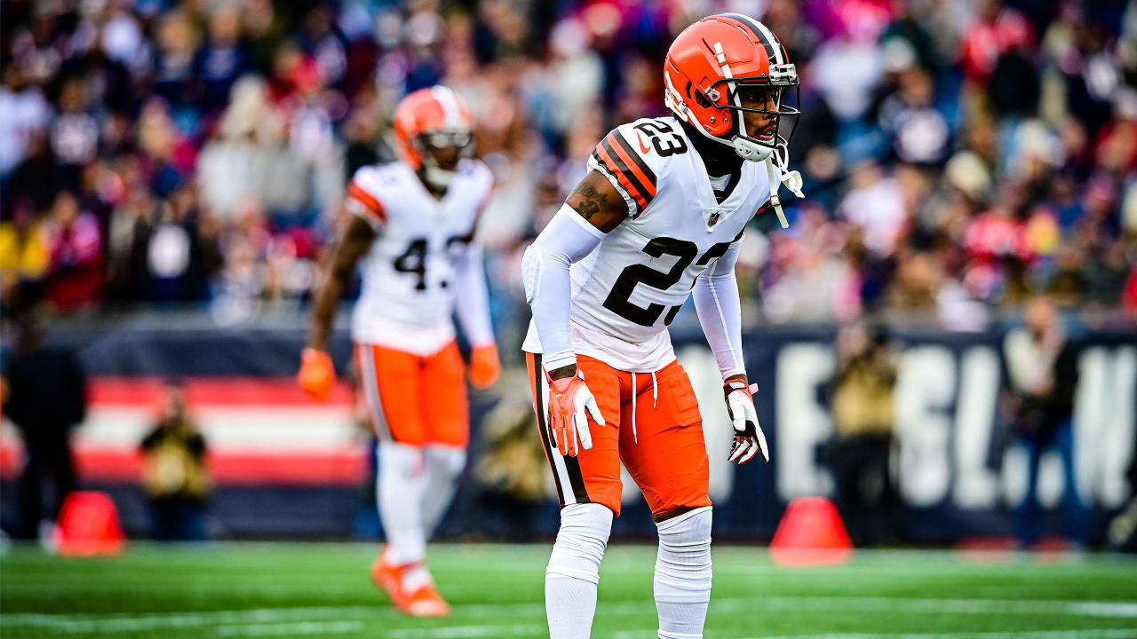 Troy Hill Cleveland Browns Practice-Used #23 Brown Jersey from the 2021-22  NFL Season