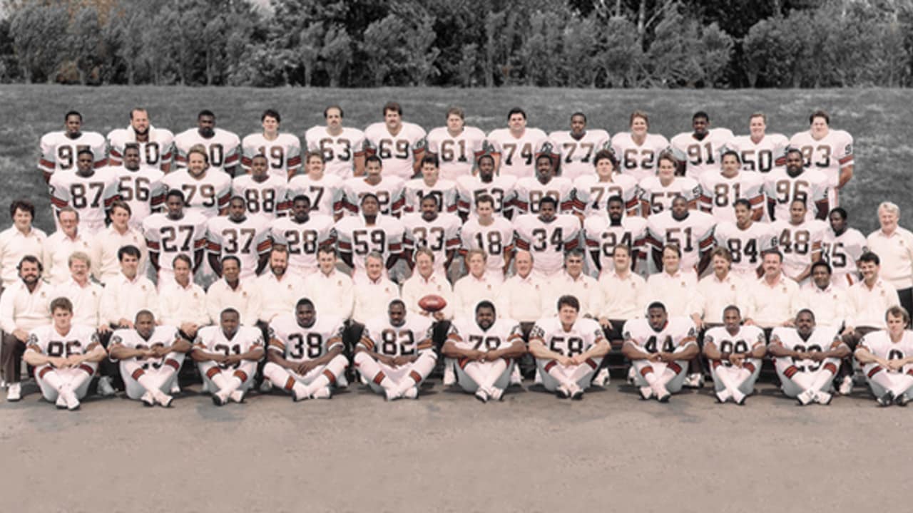 Cleveland Browns on X: The 1986 Browns team is being honored at