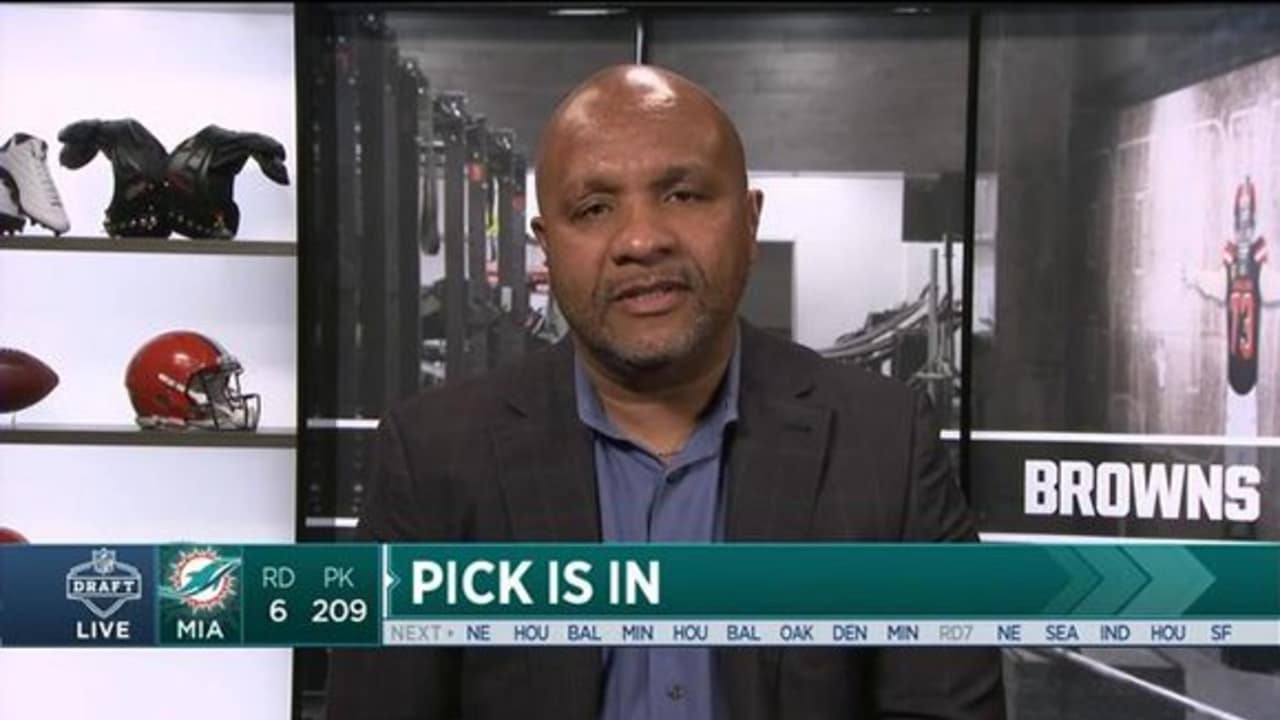 Cleveland Browns: Hue Jackson confirms QB will be No. 1 pick