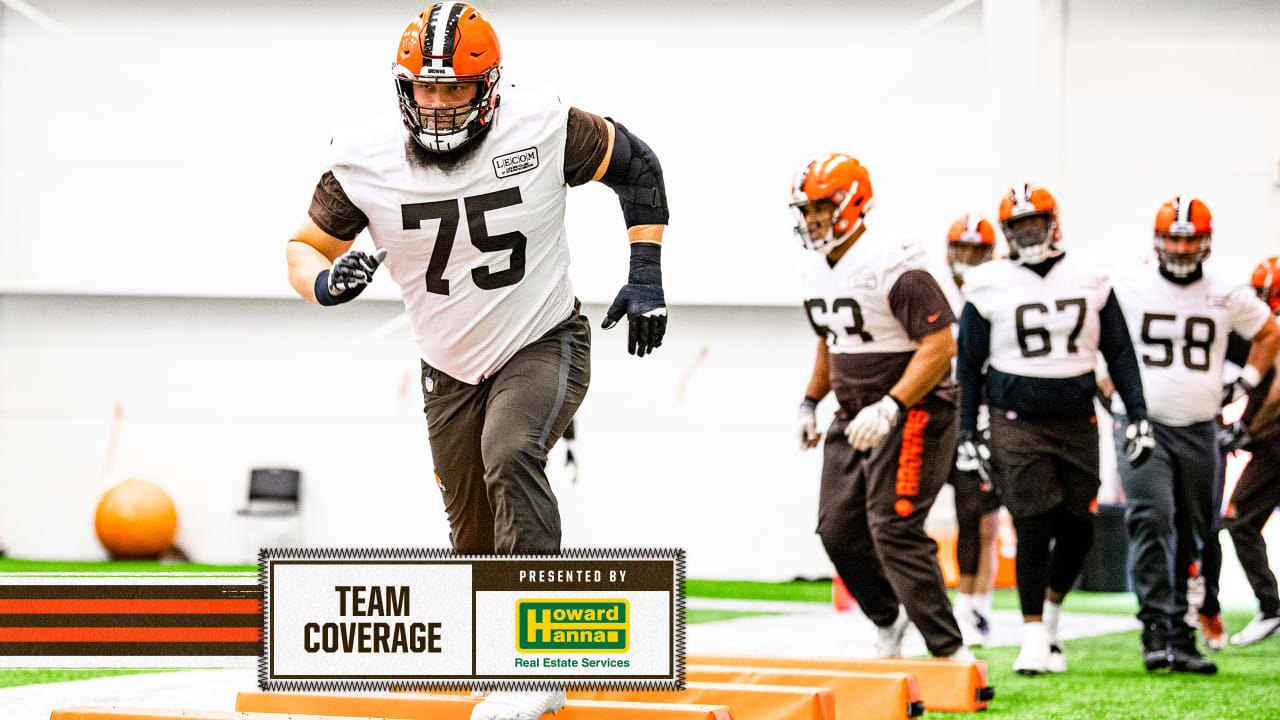 Browns' Joel Bitonio, Myles Garrett, Nick Chubb on PFWA All-NFL team