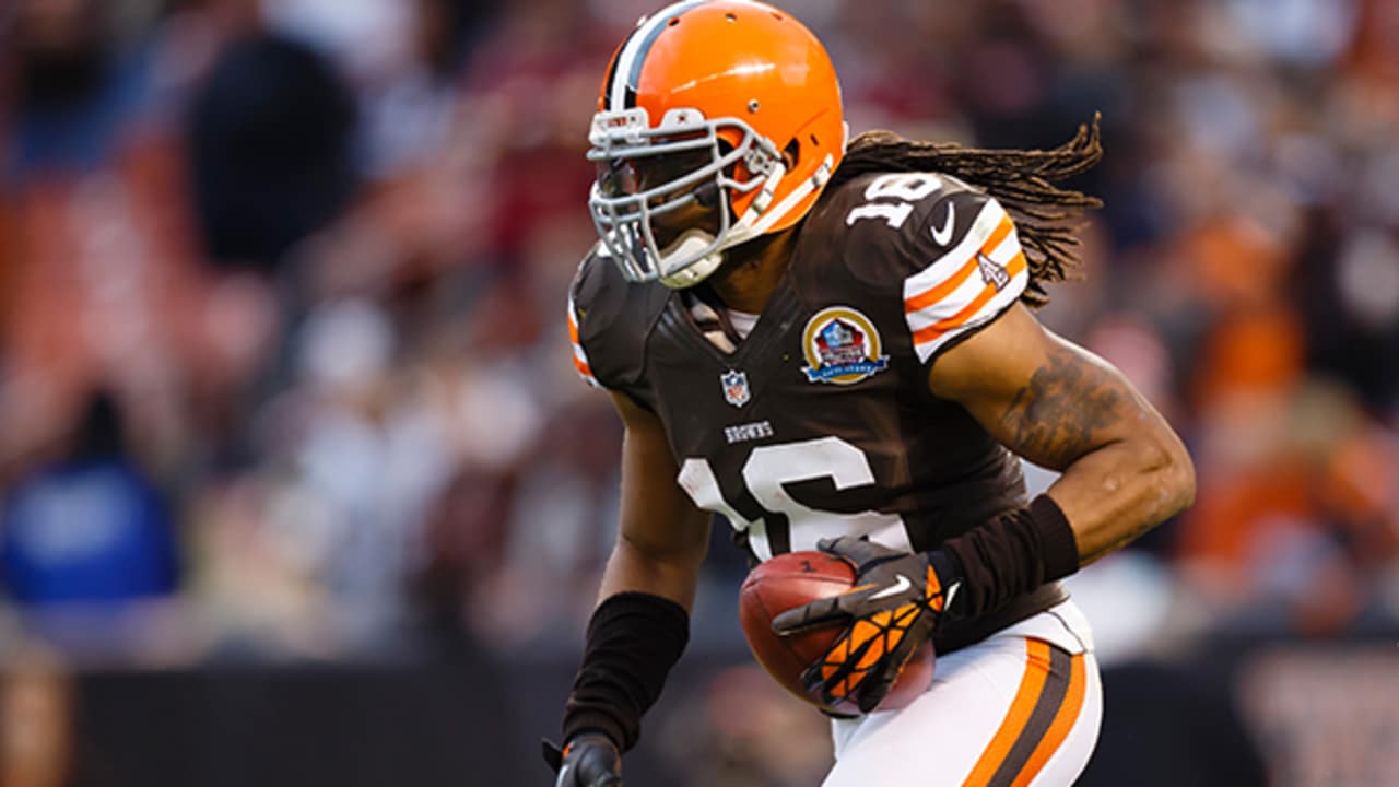 Josh Cribbs officially retires from NFL, wouldn't trade his Browns