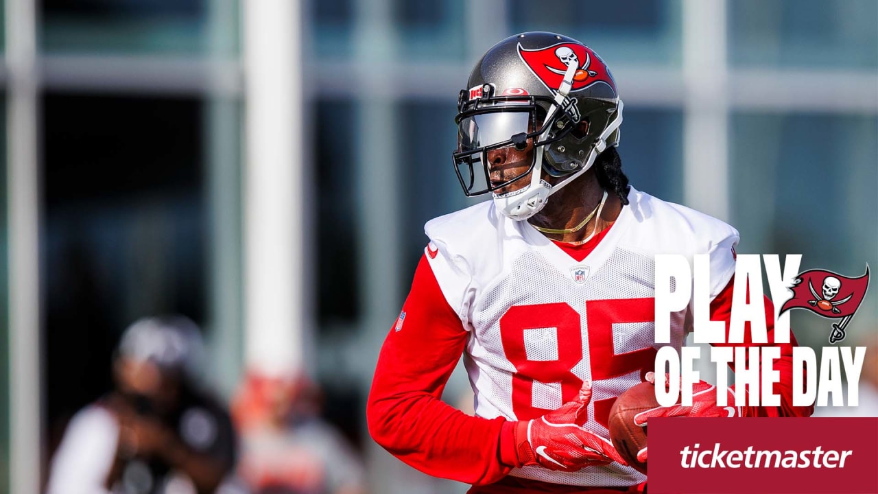 Buccaneers Rumors: Julio Jones Looks Like 2019 Version of Himself at  Training Camp, News, Scores, Highlights, Stats, and Rumors