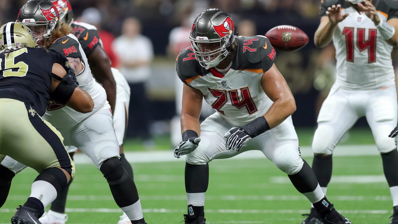 Tampa Bay Buccaneers downgrade OG Ali Marpet to out against Los