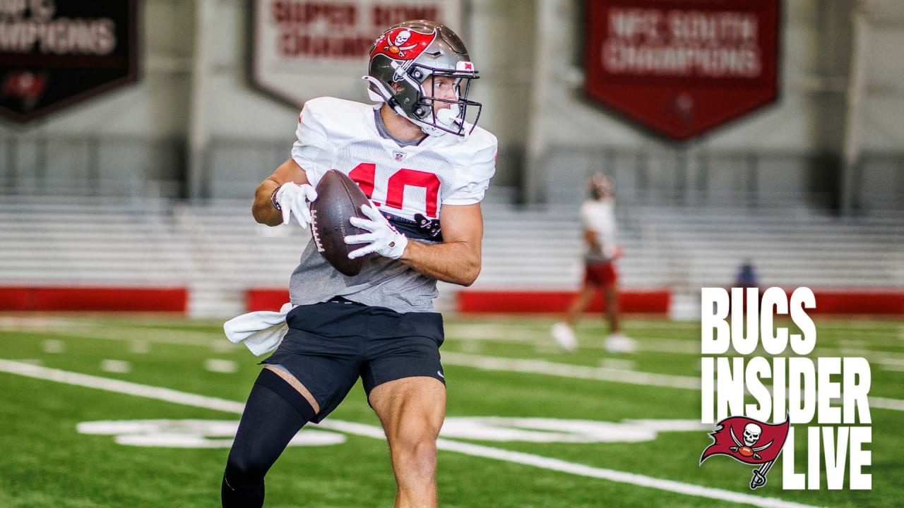 NFL Training Camp 2022: updates, injuries, Ryan Jensen, video, Tampa Bay  Buccaneers, DK Metcalf contract, Saquon Barkley