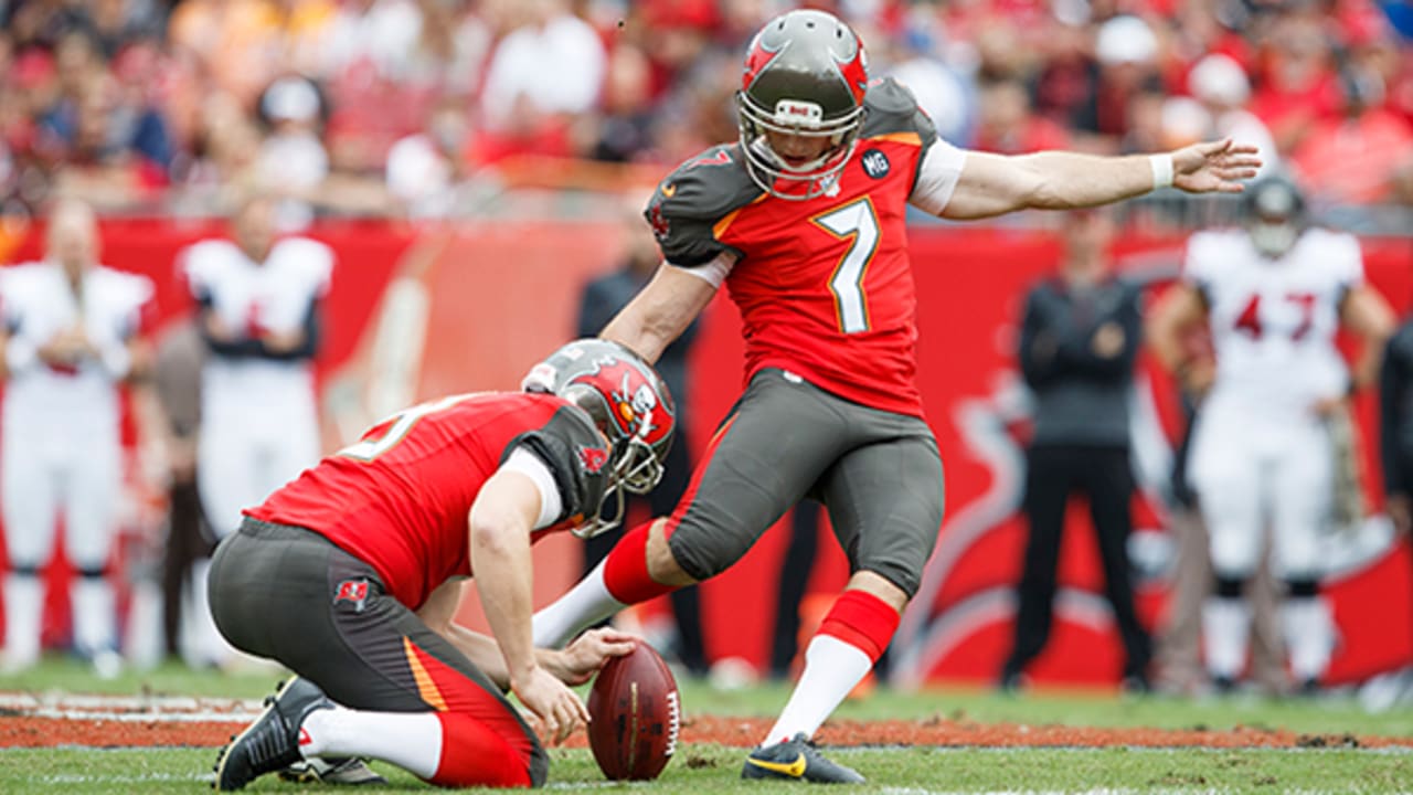 Tampa Bay Buccaneers sign kicker Patrick Murray to replace injured Nick Folk  