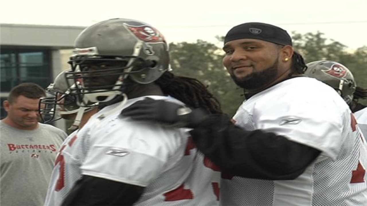 The Buccaneers Creators Admit They Almost Avoided This Heartbreaking Moment - r7s69wj