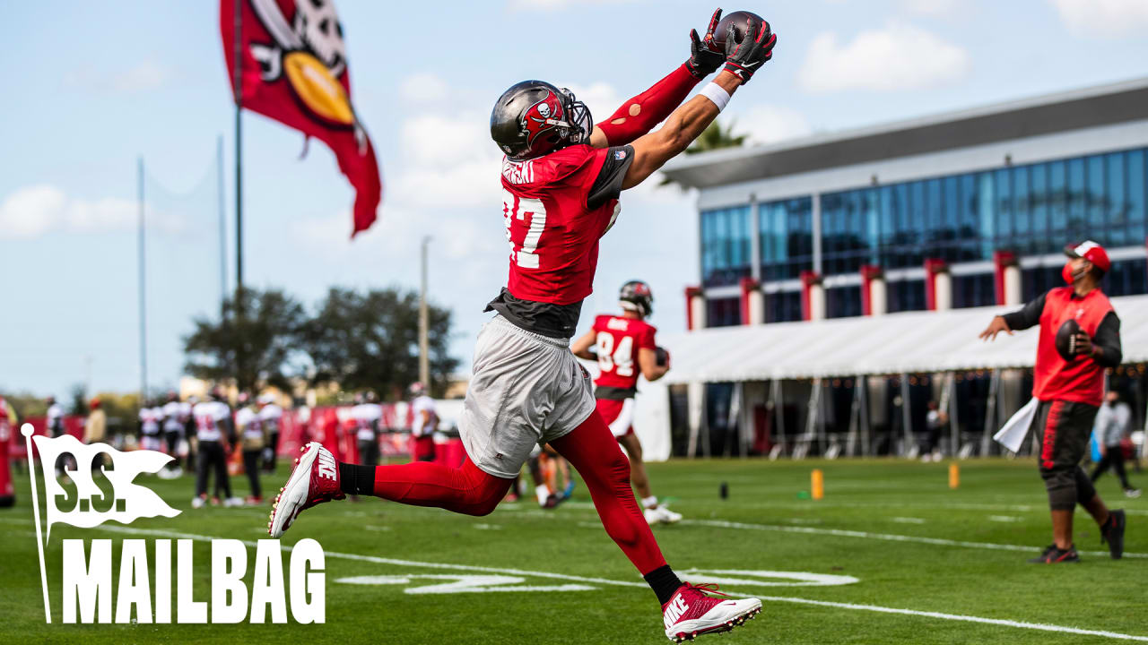 S.S. Mailbag  Bucs and Saints Memeories