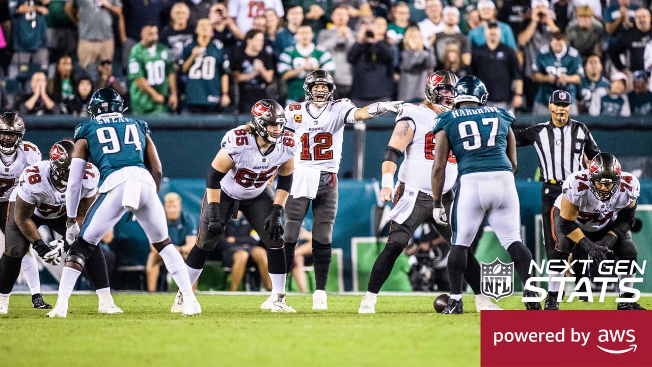 Tom Brady Thrives in the Middle | A Next Gen Look at Bucs-Eagles - Vimarsana News