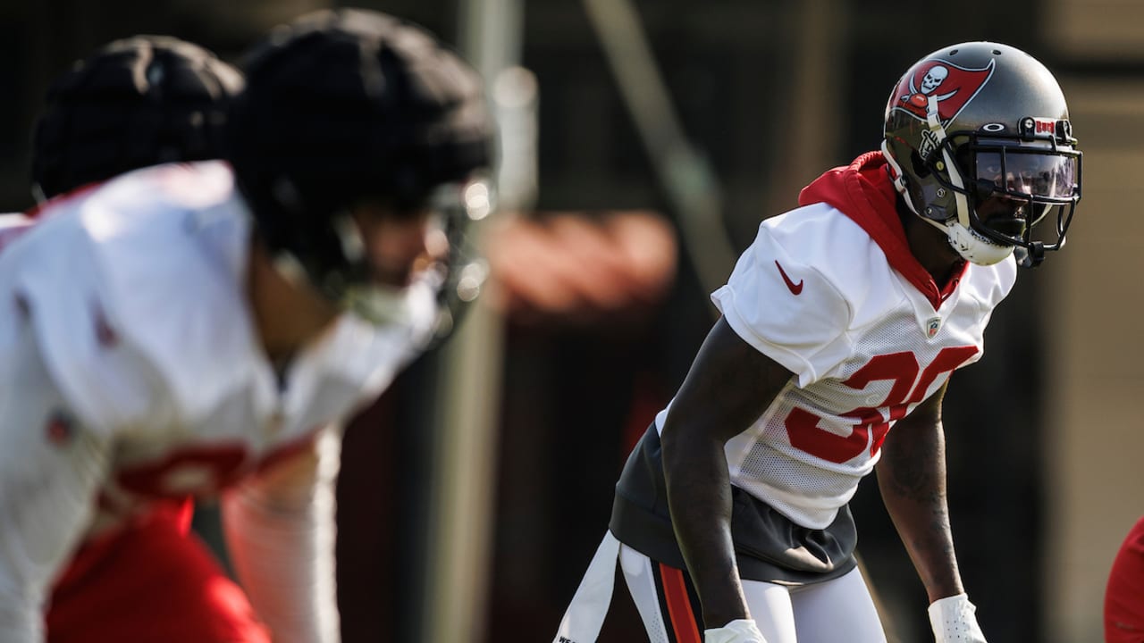 Bucs Depth Decisions Defense and Special Teams