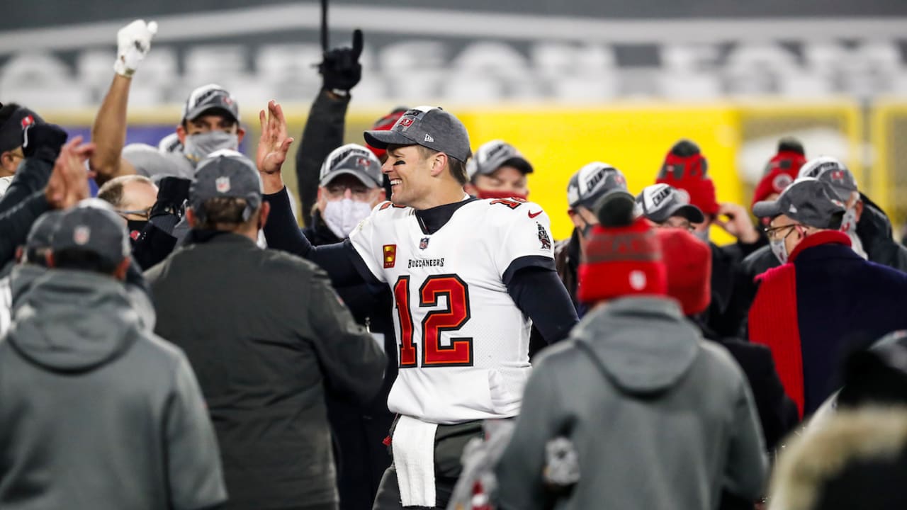 Buccaneers Beat Packers 31-26 in NFC Conference Championship Game to  Advance to SB55 vs. Chiefs on Feb. 7