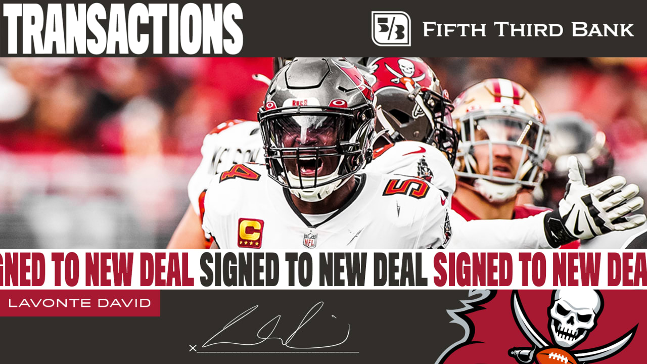 LB Lavonte David Stays Home Agreeing to New Deal in 2023 Free Agency