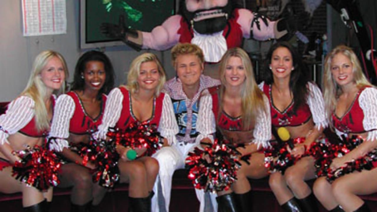 Calendar :: Tampa Bay Buccaneers Cheerleaders :: Stuttgart :: US