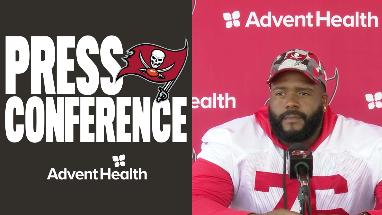 Beleaguered Bucs tackle Donovan Smith says, 'I'm dealing with some