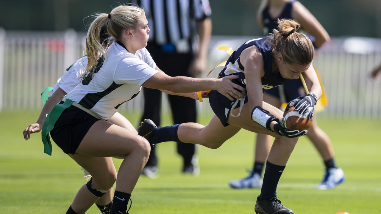 women's flag football cleats