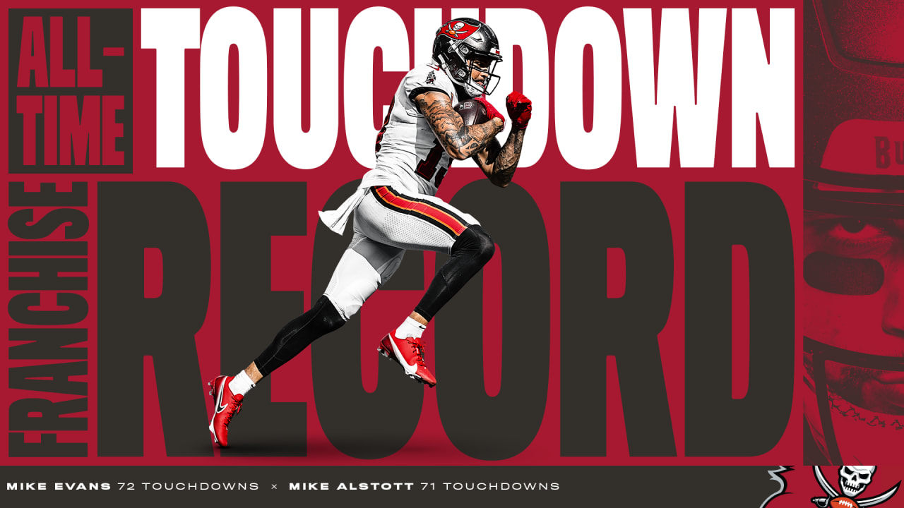 WR Mike Evans Broke Mike Alstott's Franchise Record for Total